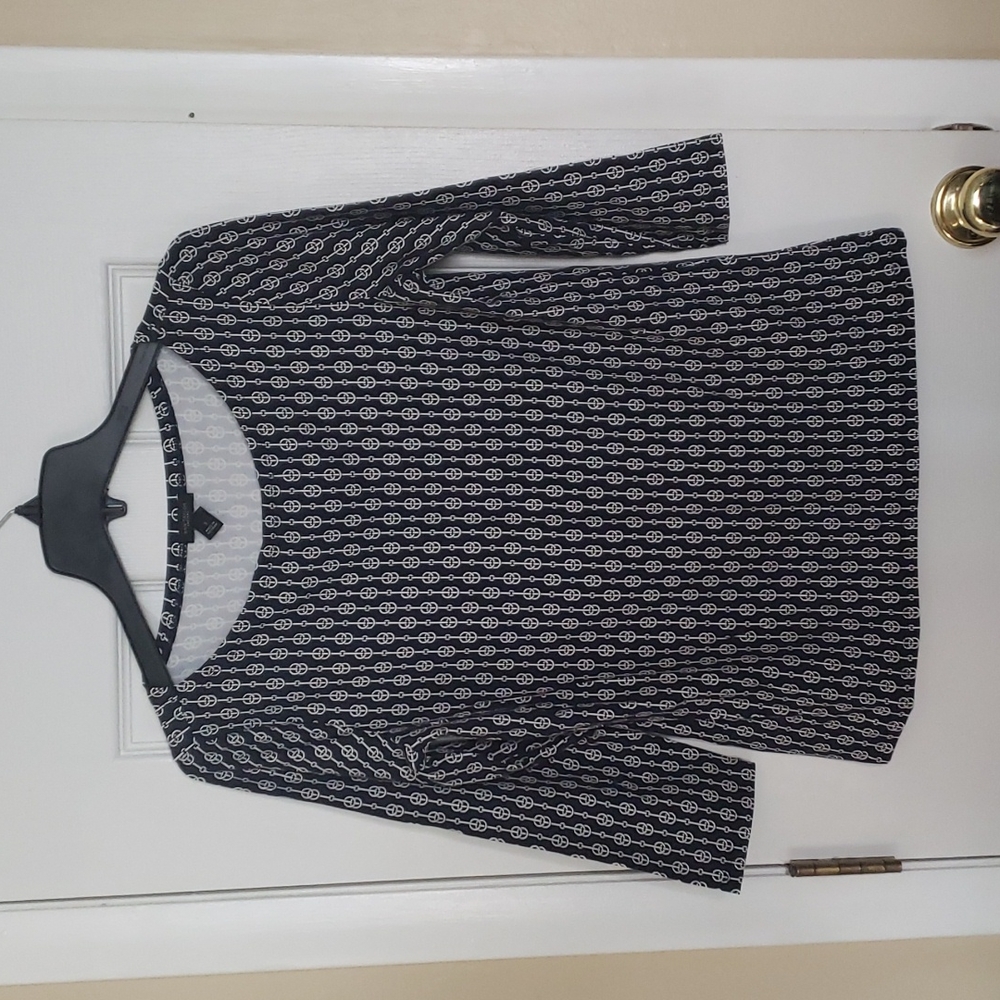 Ann Taylor Dress Top Black with Cream  Chain pattern. Size Small